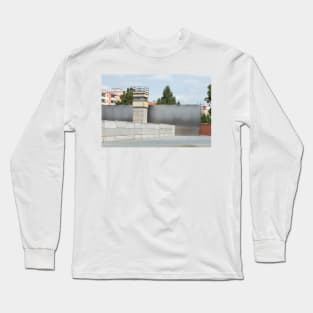 Former watchtower, Berlin Wall Memorial, Bernauer Strasse, Berlin Long Sleeve T-Shirt